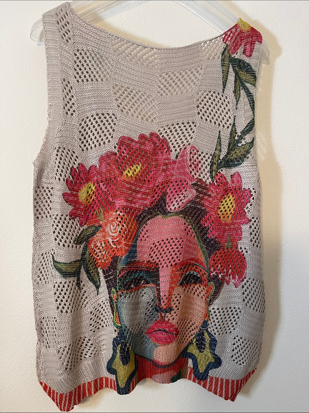 NWOT V-Neck Floral Art Sleeveless Sweater Tank Top - Picture 7 of 16